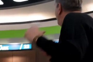 芬奇赛后：是掘金自己季后赛选择打我们，他们选错了对手！相关视频